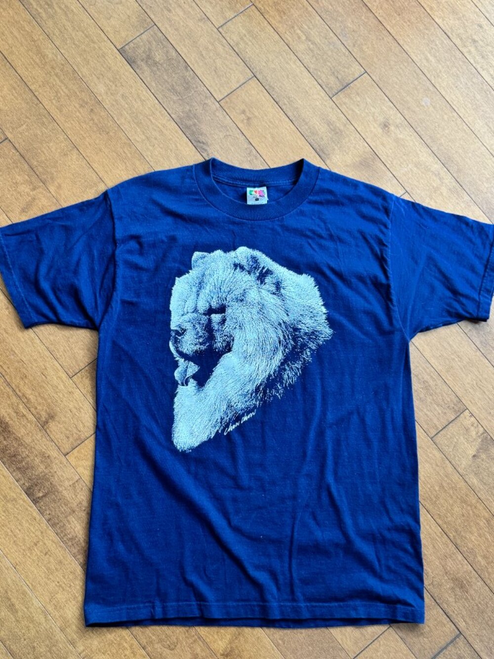 Vintage Late 1990s Fruit of the Loom "Made in Canada" Chow Chow Dog Graphic Tee
